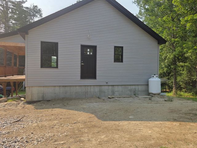 89 Hemlock Lane, Danbury, NH 03230