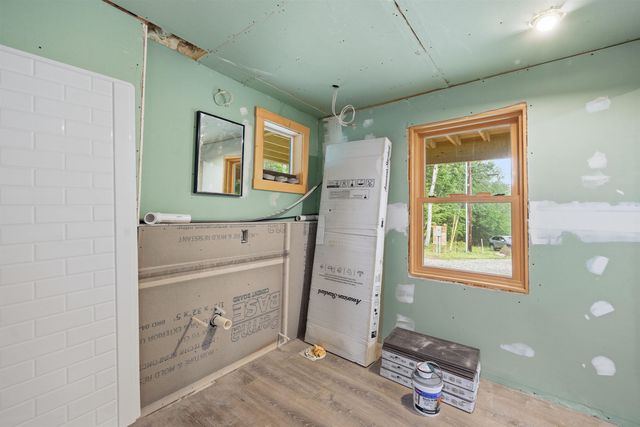 89 Hemlock Lane, Danbury, NH 03230