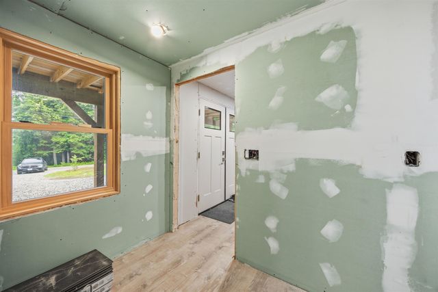 89 Hemlock Lane, Danbury, NH 03230