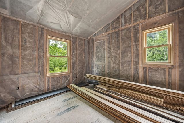 89 Hemlock Lane, Danbury, NH 03230