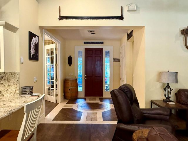 18122 Burr Oak Lane, Jupiter, FL 33478