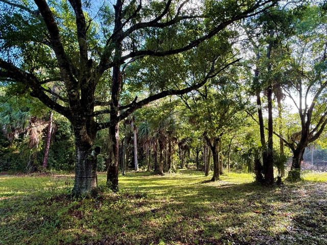 18122 Burr Oak Lane, Jupiter, FL 33478