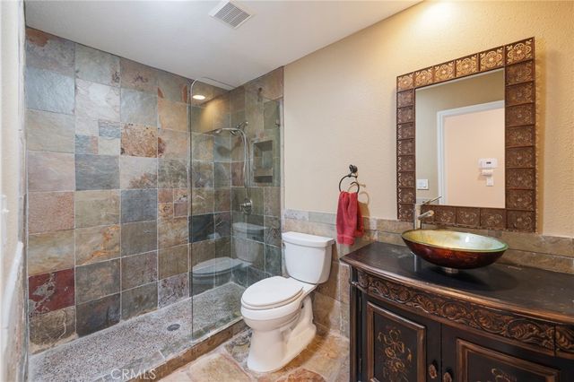 22436 Pin Tail, Canyon Lake, CA 92587