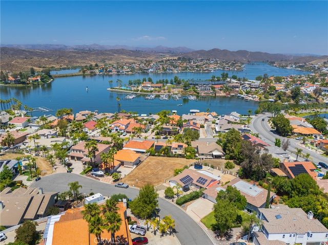 22436 Pin Tail, Canyon Lake, CA 92587