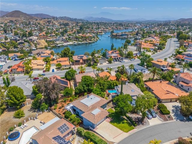 22436 Pin Tail, Canyon Lake, CA 92587
