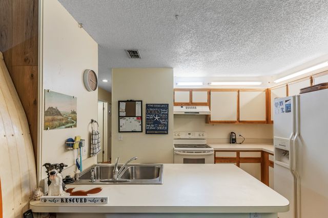 28 Catalonia Ct, St Augustine, FL 32086