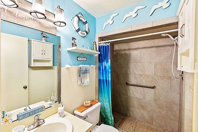 28 Catalonia Ct, St Augustine, FL 32086