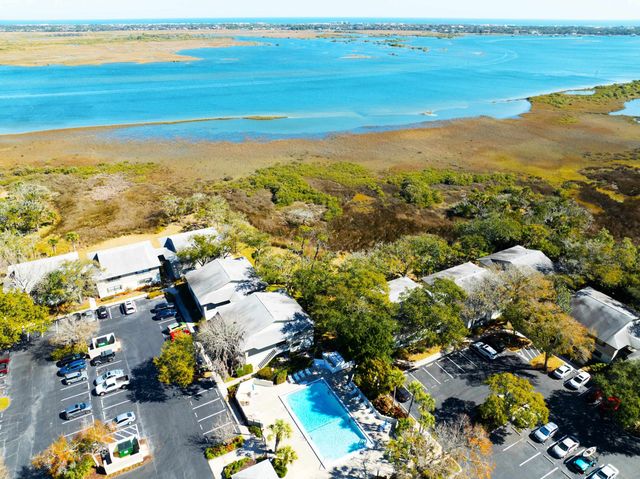 28 Catalonia Ct, St Augustine, FL 32086