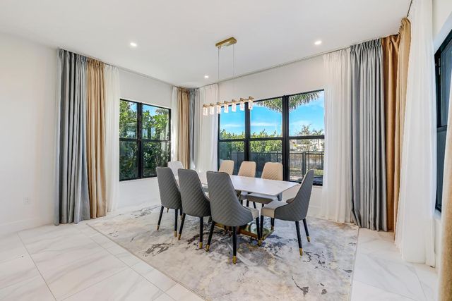 8593 Swinley Forest Way, Boca Raton, FL 33434