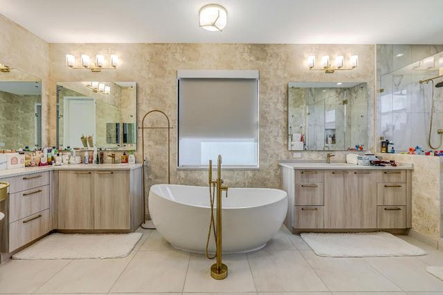 8593 Swinley Forest Way, Boca Raton, FL 33434