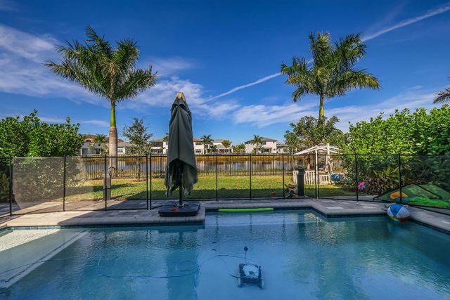 8593 Swinley Forest Way, Boca Raton, FL 33434