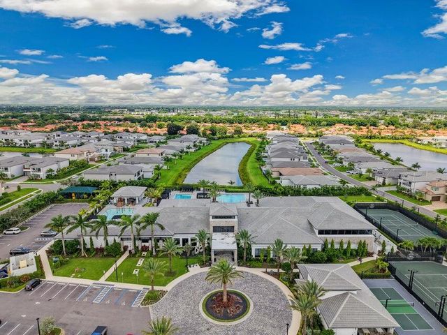 8593 Swinley Forest Way, Boca Raton, FL 33434