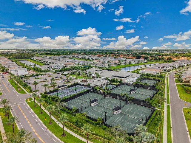 8593 Swinley Forest Way, Boca Raton, FL 33434