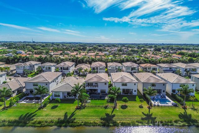 8593 Swinley Forest Way, Boca Raton, FL 33434