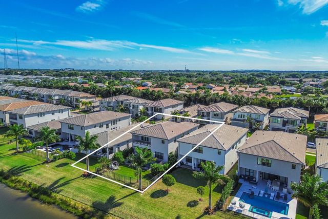 8593 Swinley Forest Way, Boca Raton, FL 33434