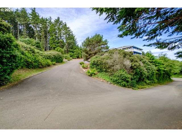 103 Boiler Bay, Depoe Bay, OR 97341