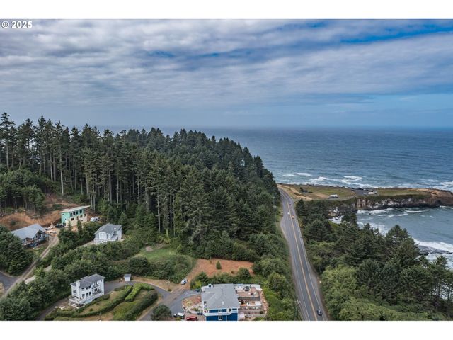 103 Boiler Bay, Depoe Bay, OR 97341