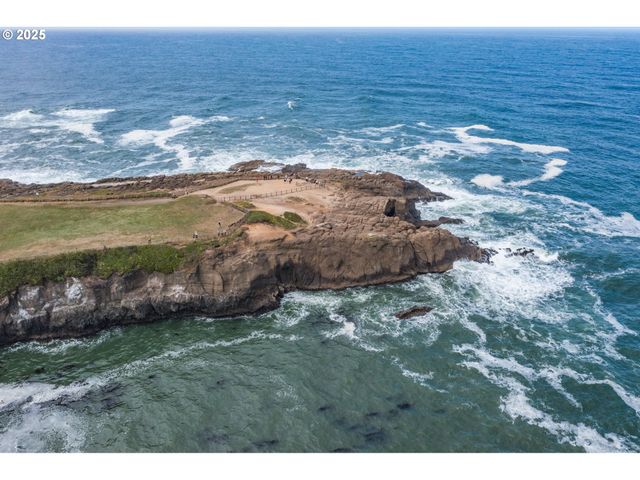 103 Boiler Bay, Depoe Bay, OR 97341