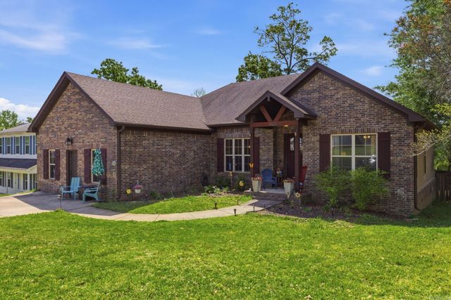 2602 Cherry Crossing, Benton, AR 72015