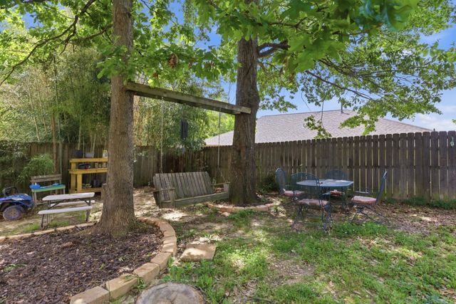 2602 Cherry Crossing, Benton, AR 72015