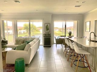 6940 Avalon CIR 505, Naples, FL 34112