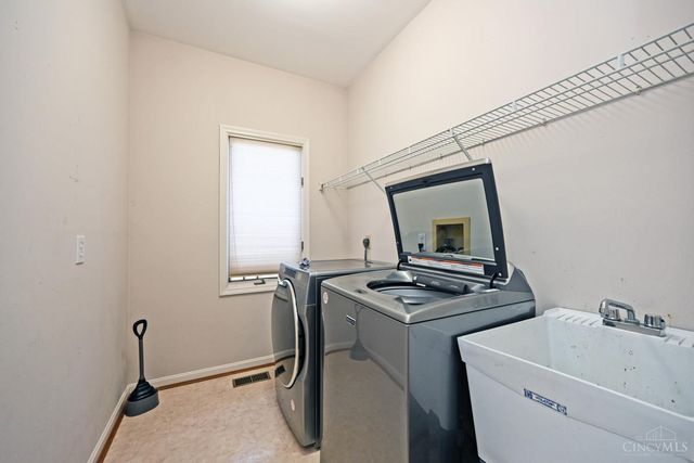 6649 Miami Trails Drive, Miami Twp, OH 45140