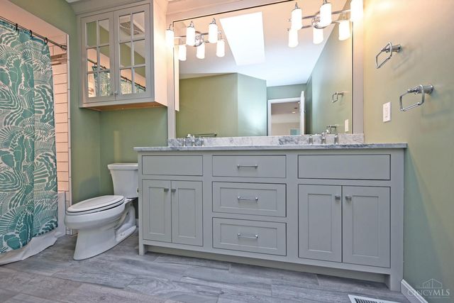 6649 Miami Trails Drive, Miami Twp, OH 45140