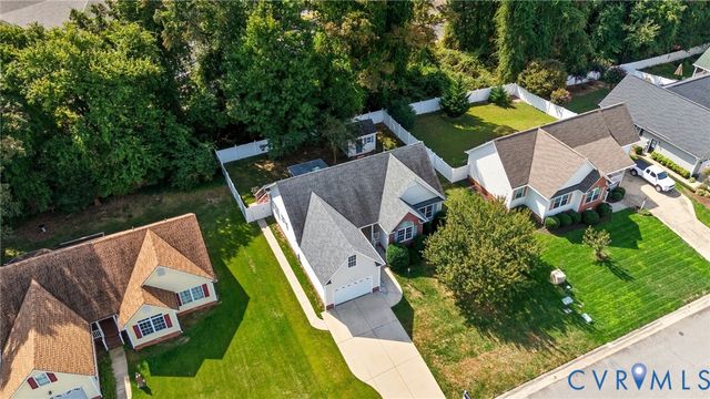 4307 Village Woods Ln, Chester, VA 23831