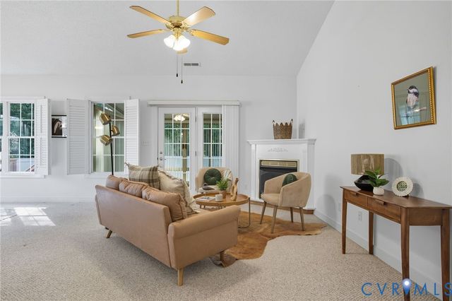 4307 Village Woods Ln, Chester, VA 23831