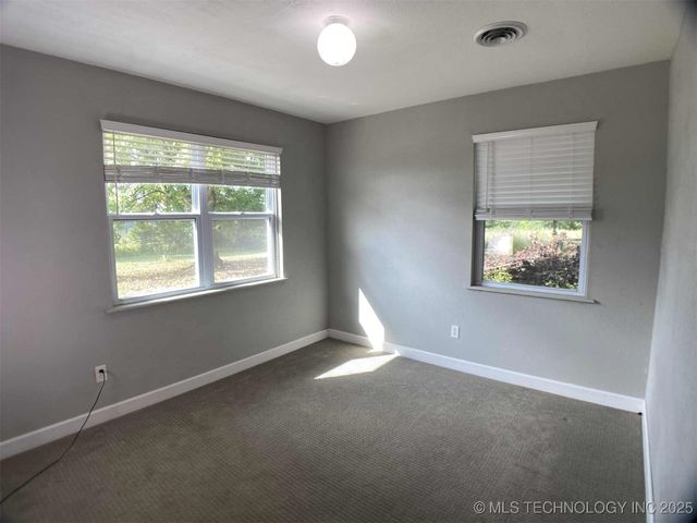 63400 E 120 Road, Miami, OK 74354