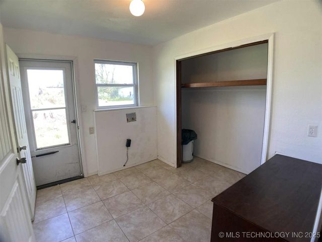 63400 E 120 Road, Miami, OK 74354