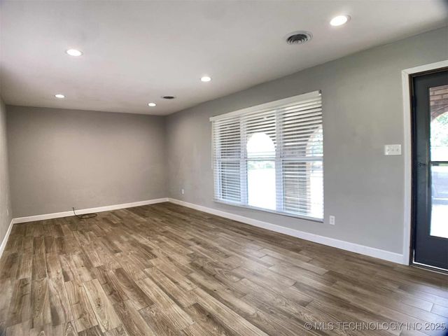 63400 E 120 Road, Miami, OK 74354