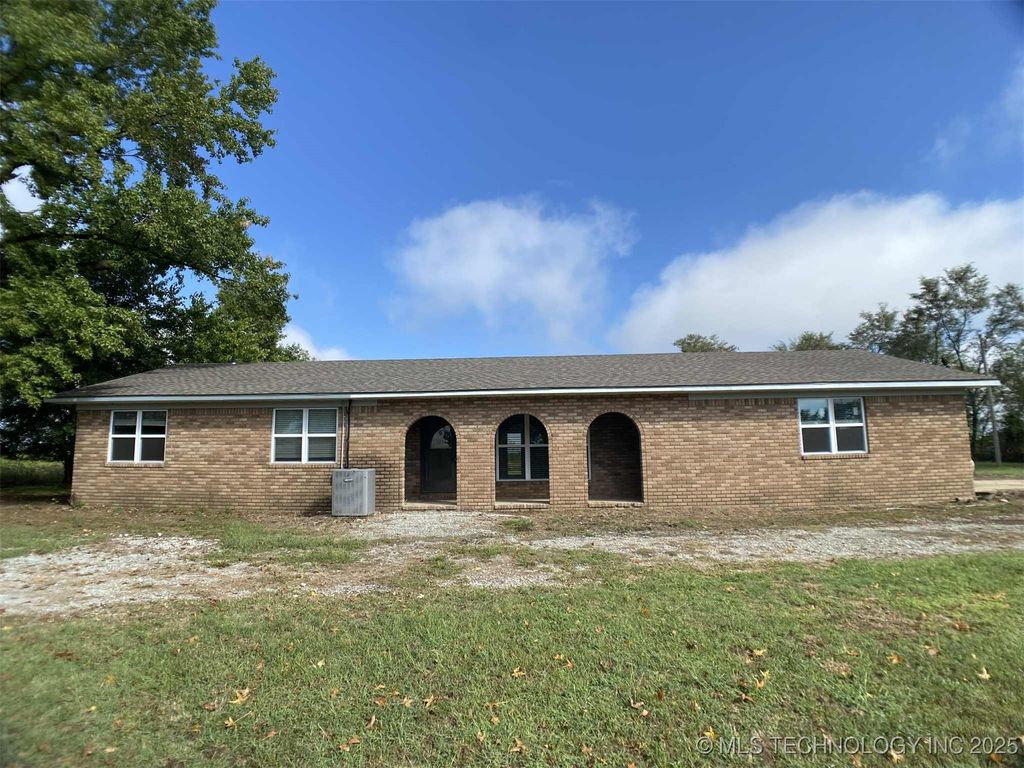 63400 E 120 Road, Miami, OK 74354