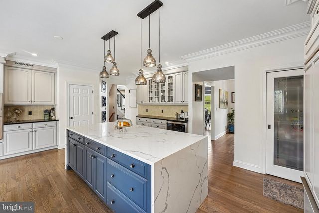 8 KEITHWOOD CT, Titusville, NJ 08560