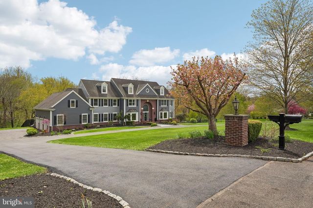 8 KEITHWOOD CT, Titusville, NJ 08560