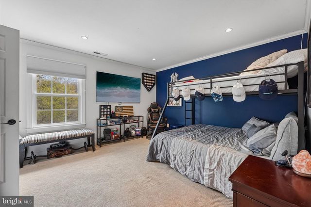 8 KEITHWOOD CT, Titusville, NJ 08560