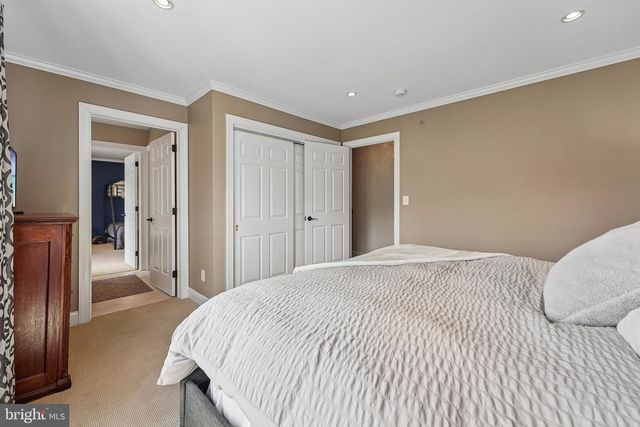 8 KEITHWOOD CT, Titusville, NJ 08560
