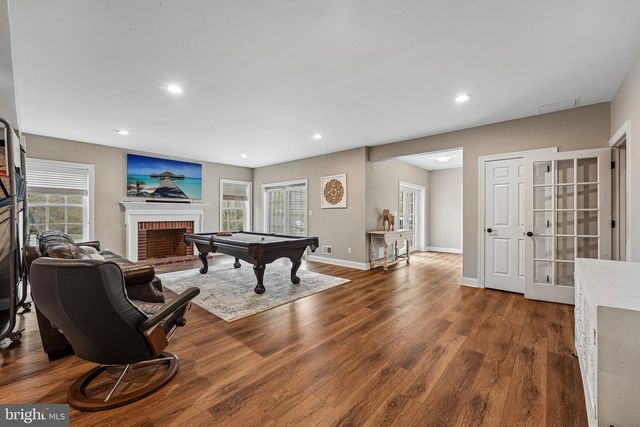 8 KEITHWOOD CT, Titusville, NJ 08560