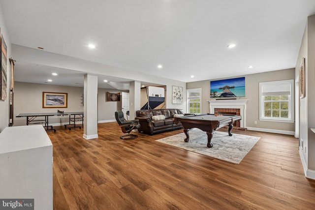 8 KEITHWOOD CT, Titusville, NJ 08560