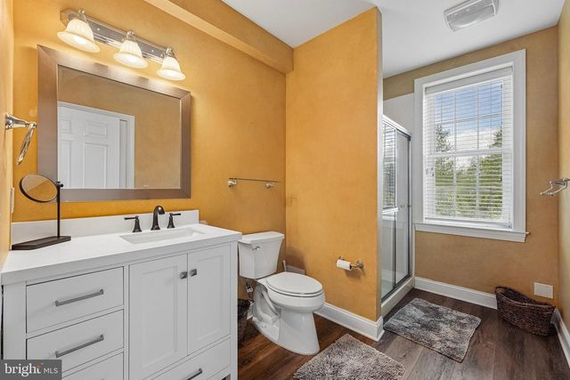 8 KEITHWOOD CT, Titusville, NJ 08560