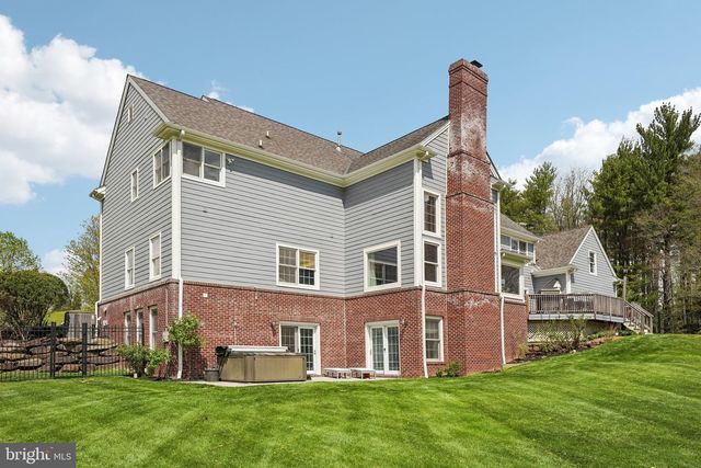 8 KEITHWOOD CT, Titusville, NJ 08560