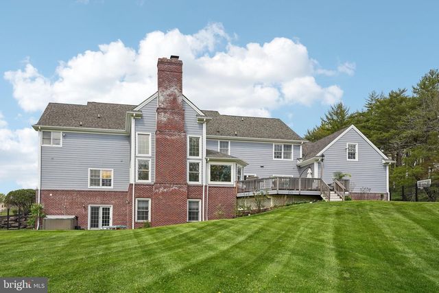8 KEITHWOOD CT, Titusville, NJ 08560