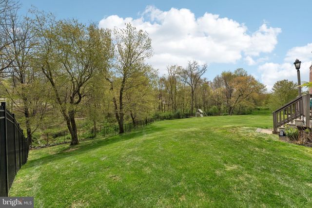 8 KEITHWOOD CT, Titusville, NJ 08560
