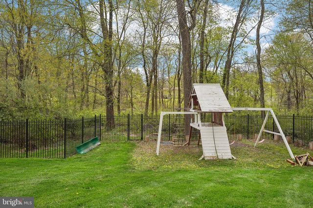 8 KEITHWOOD CT, Titusville, NJ 08560