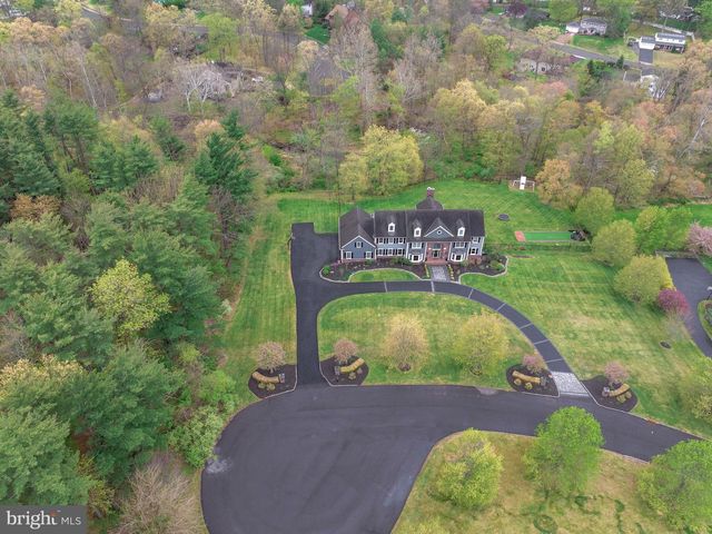 8 KEITHWOOD CT, Titusville, NJ 08560