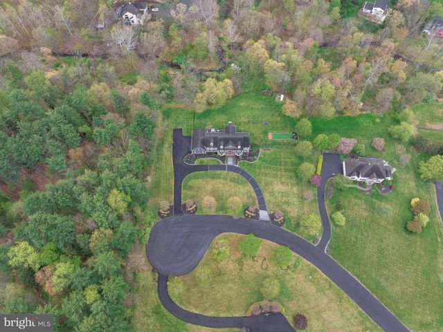 8 KEITHWOOD CT, Titusville, NJ 08560