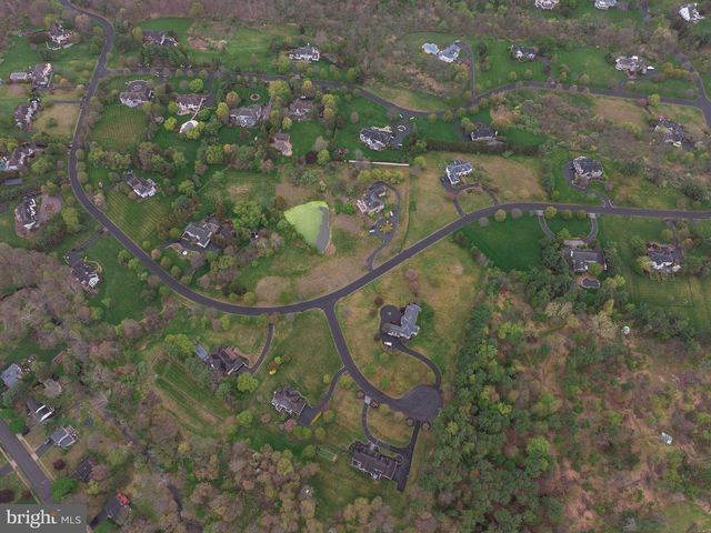8 KEITHWOOD CT, Titusville, NJ 08560
