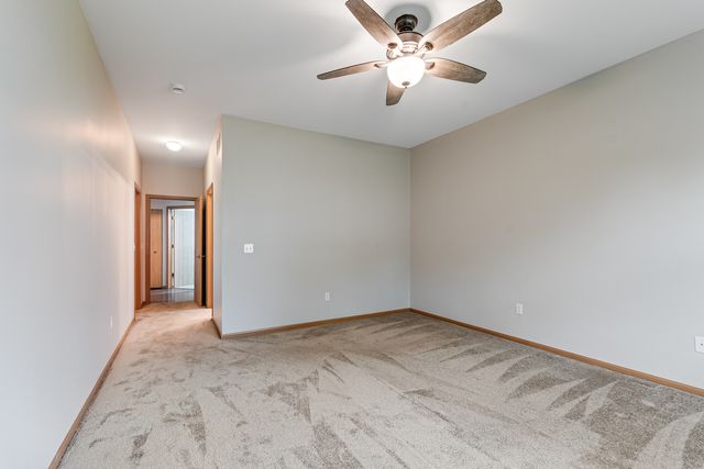 676 S Wellston Lane, Romeoville, IL 60446