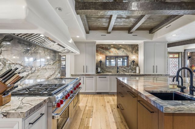 1 Paigebrooke, Westlake, TX 76262