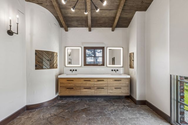 1 Paigebrooke, Westlake, TX 76262